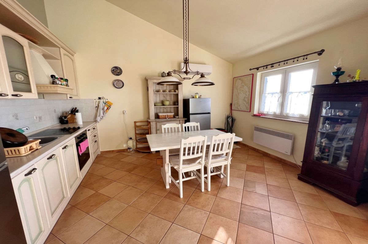 Apartma, prodaja, Mesto Krk, Hrvatska, 72 m2, 370.000,00 EUR