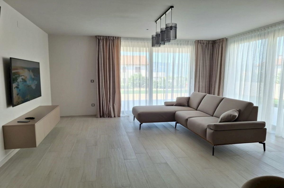 Hi&#353;a, prodaja, Mesto Krk, Hrvatska, 212 m2, 870.000,00 EUR