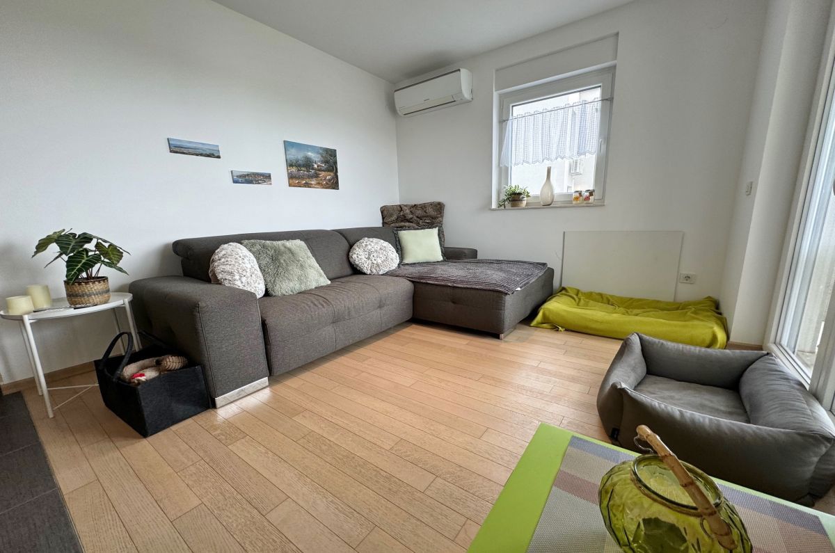 Apartma, prodaja, Mesto Krk, Hrvatska, 89 m2, 400.000,00 EUR
