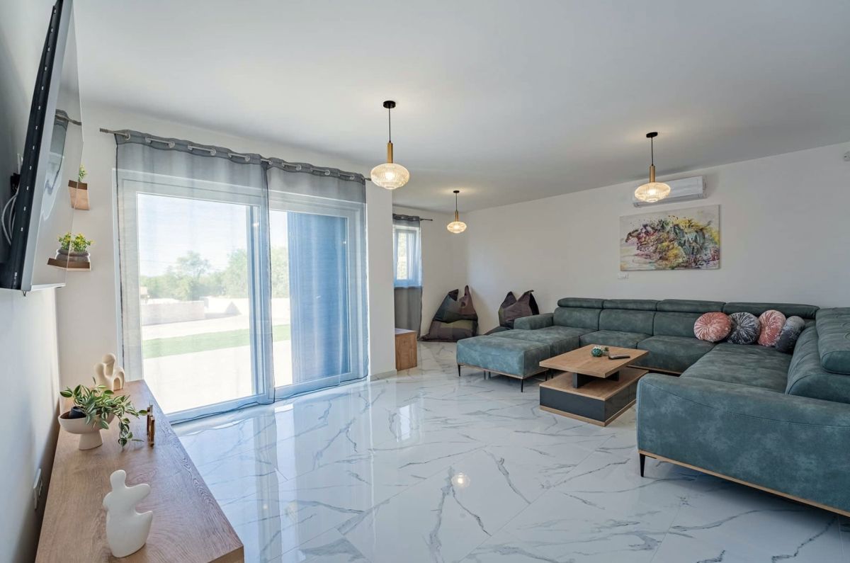 Hi&#353;a, prodaja, Dobrinj, Hrvatska, 300 m2, 1.150.000,00 EUR