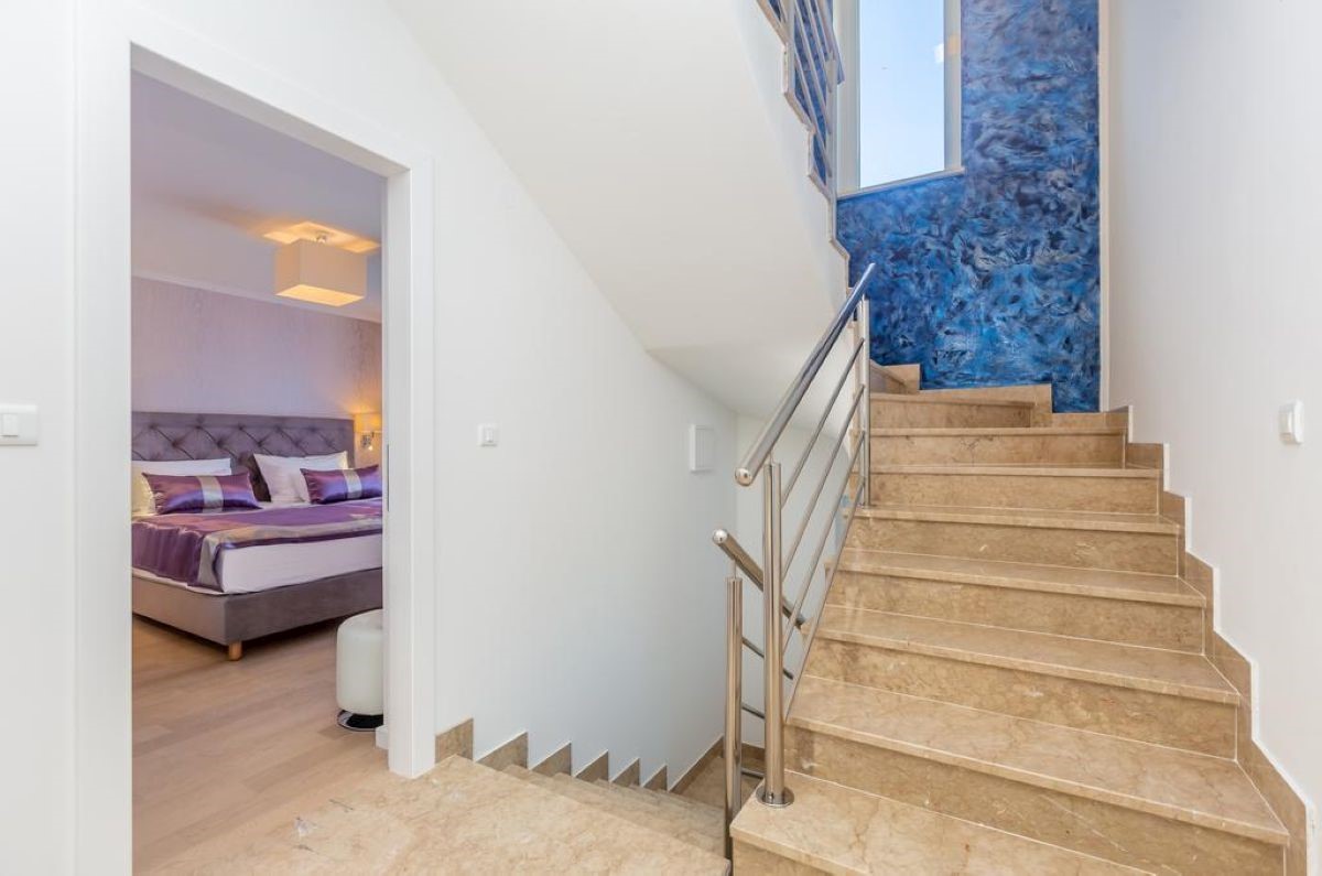 Hi&#353;a, prodaja, Malinska, Hrvatska, 281 m2, 1.295.000,00 EUR