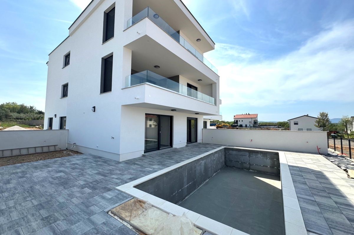Apartma, prodaja, Malinska, Hrvatska, 124 m2, 500.000,00 EUR