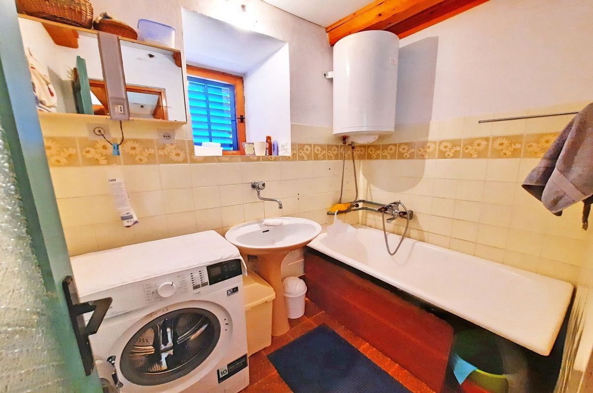 Stara kamnita hi&#353;a, prodaja, Mesto Krk, Hrvatska, 85 m2, 356.000,00 EUR