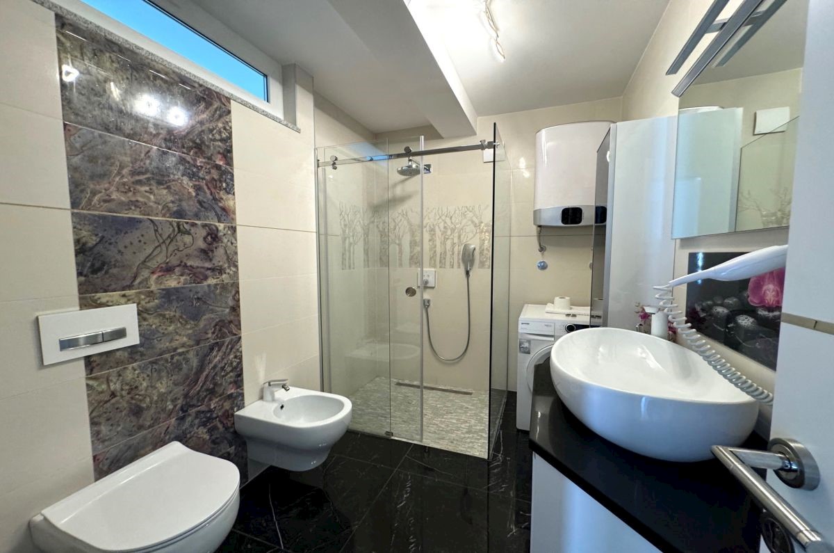 Hi&#353;a, prodaja, Mesto Krk, Hrvatska, 252 m2, 1.200.000,00 EUR