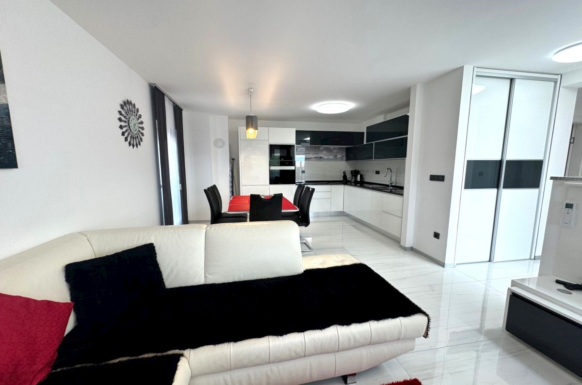 Hi&#353;a, prodaja, Mesto Krk, Hrvatska, 252 m2, 1.200.000,00 EUR