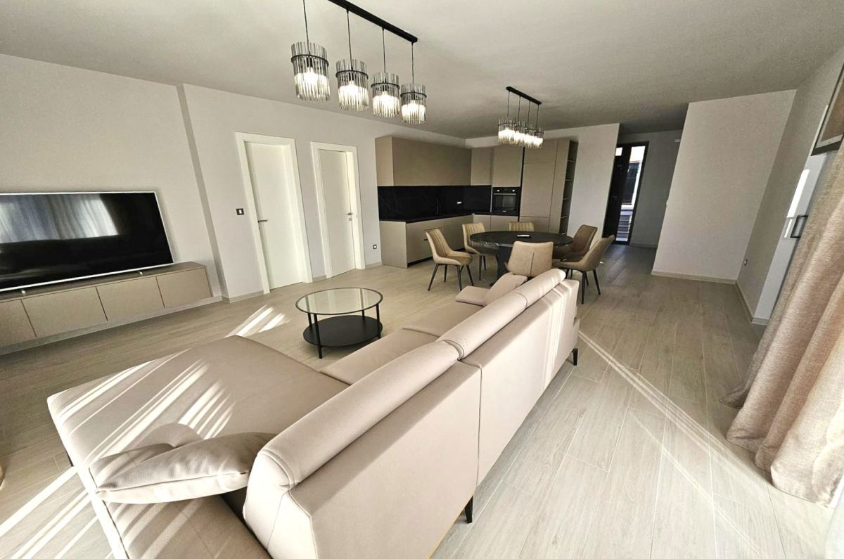 Hi&#353;a, prodaja, Mesto Krk, Hrvatska, 205 m2, 899.000,00 EUR