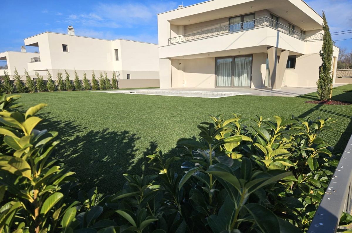 Hi&#353;a, prodaja, Mesto Krk, Hrvatska, 205 m2, 899.000,00 EUR
