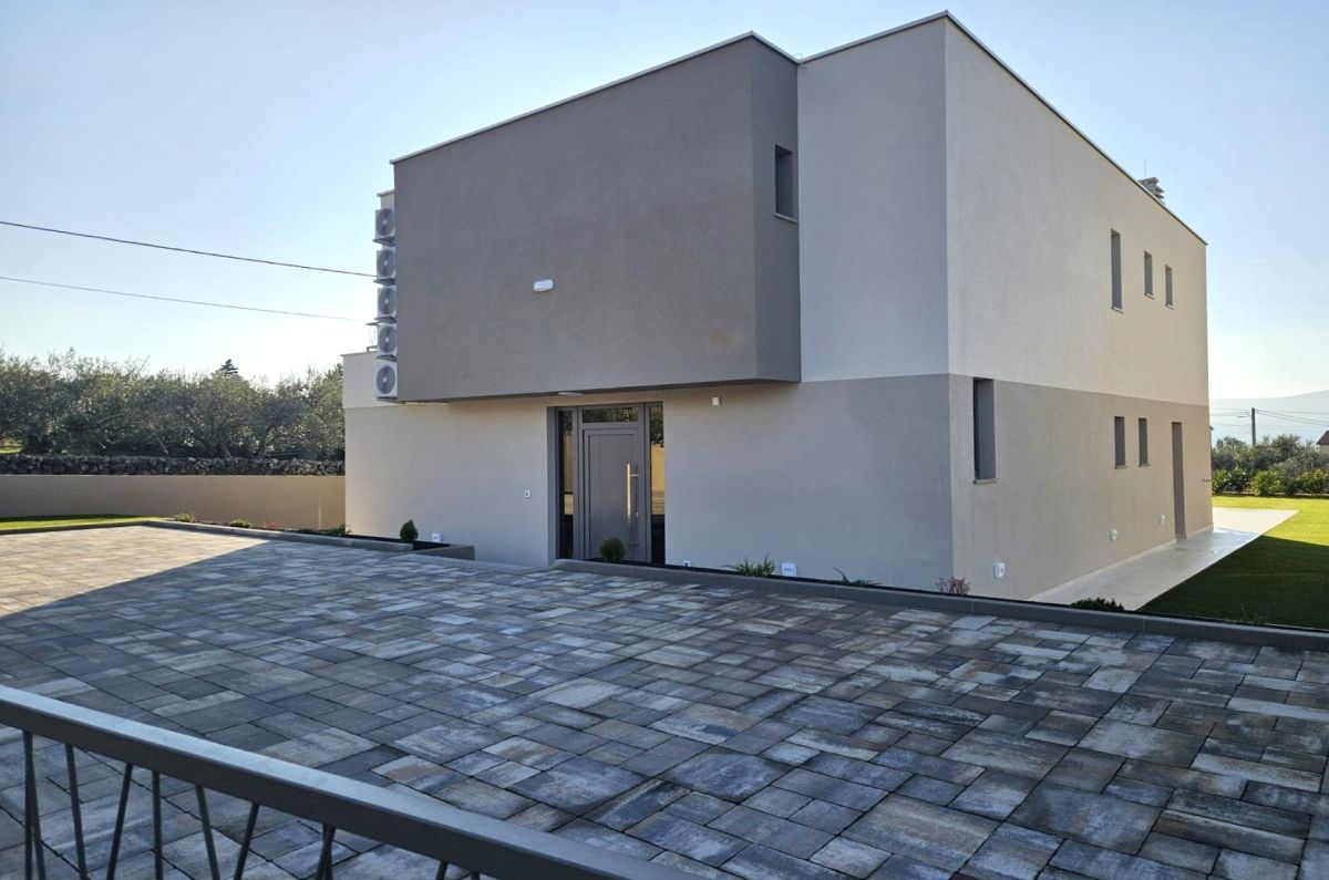 Hi&#353;a, prodaja, Mesto Krk, Hrvatska, 205 m2, 899.000,00 EUR