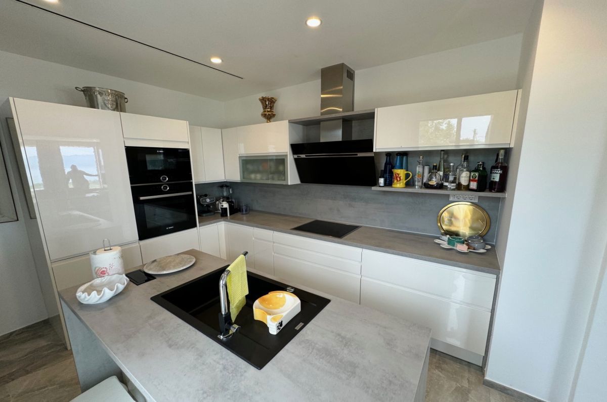 Hi&#353;a, prodaja, Mesto Krk, Hrvatska, 189 m2, 1.250.000,00 EUR