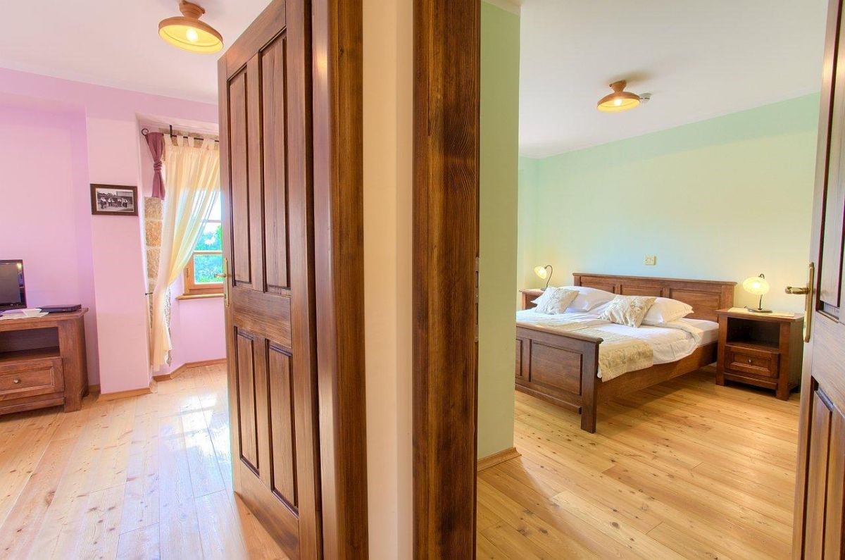 Stara kamnita hi&#353;a, prodaja, Dobrinj, Hrvatska, 4460 m2, 1.500.000,00 EUR