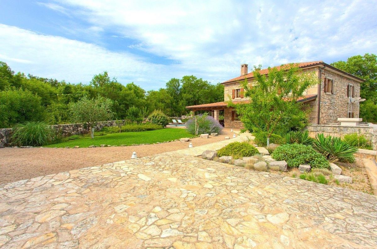 Stara kamnita hi&#353;a, prodaja, Dobrinj, Hrvatska, 4460 m2, 1.500.000,00 EUR