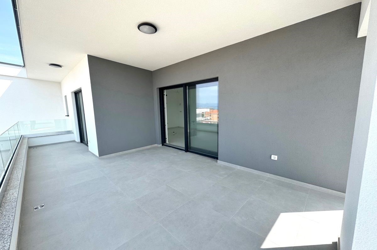 Apartma, prodaja, Malinska, Hrvatska, 121 m2, 500.000,00 EUR