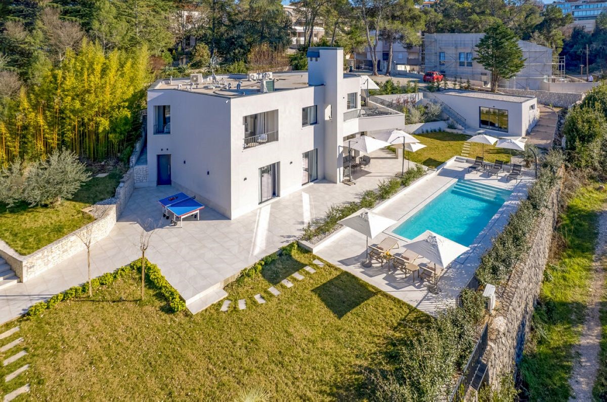 Hi&#353;a, prodaja, Malinska, Hrvatska, 320 m2, 3.000.000,00 EUR