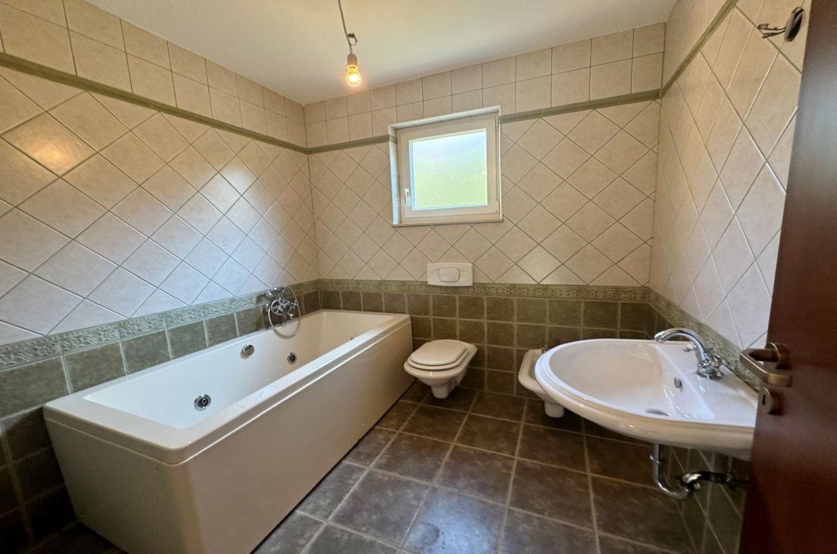 Hi&#353;a, prodaja, Uvala Soline, Hrvatska, 250 m2, 579.000,00 EUR
