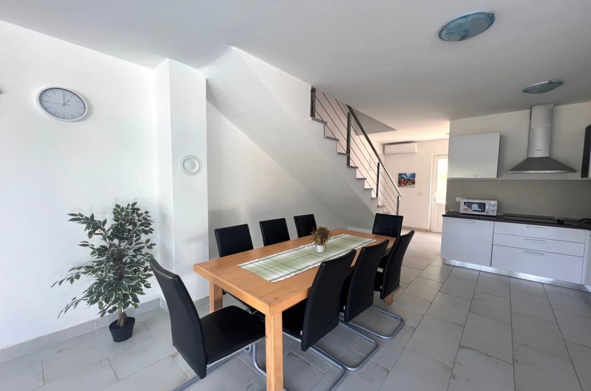 Apartma, prodaja, Malinska, Hrvatska, 76 m2, 330.000,00 EUR