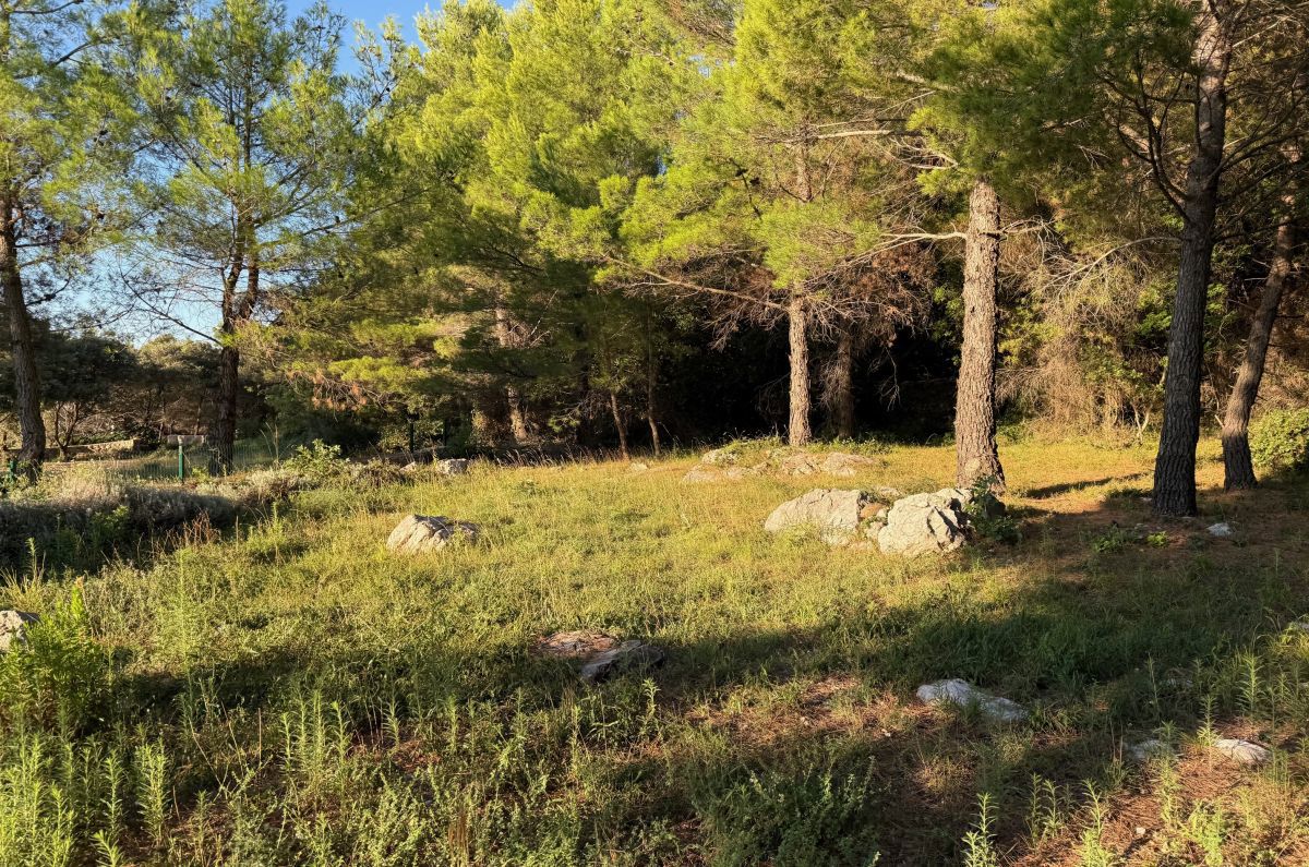 Gradbeno zemlji&#353;&#263;e, prodaja, Mesto Krk, Hrvatska, 8000 m2, 880.000,00 EUR