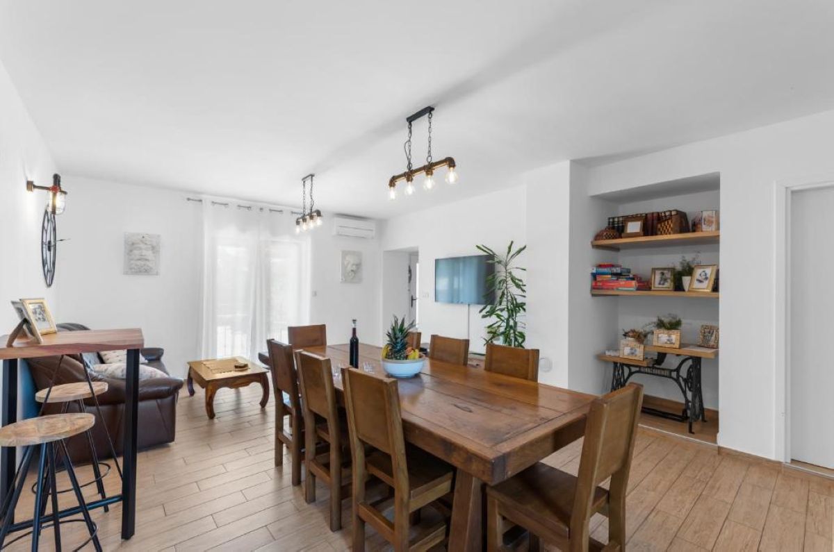 Hi&#353;a, prodaja, Pićan, Hrvatska, 420 m2, 1.200.000,00 EUR