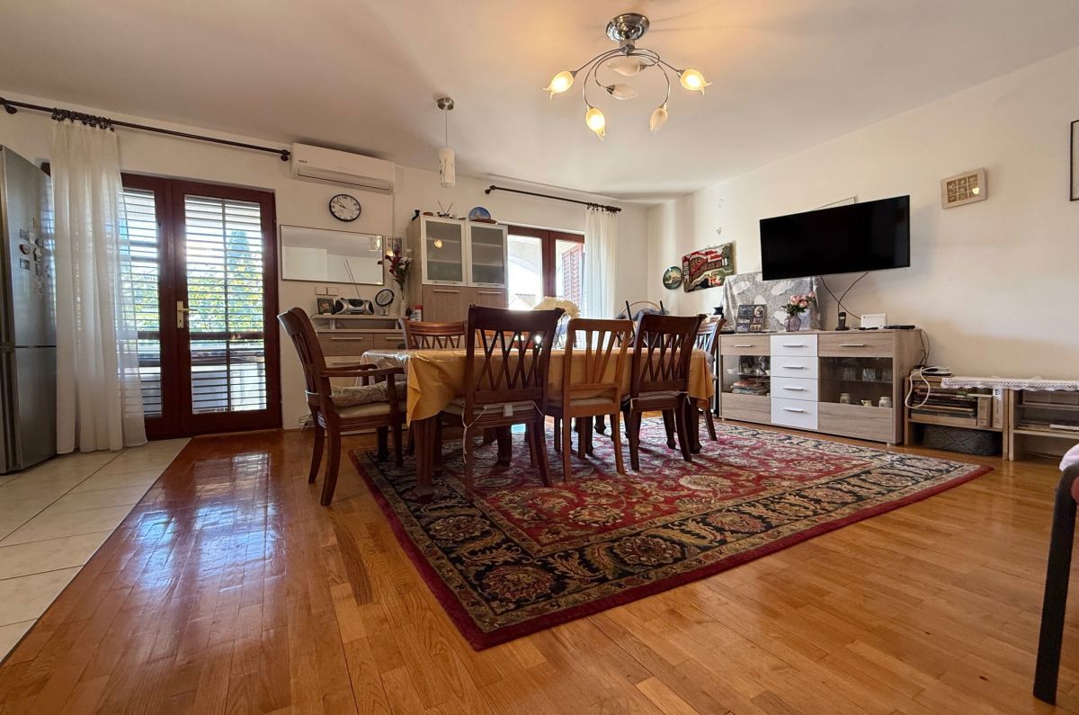 Hi&#353;a, prodaja, Mesto Krk, Hrvatska, 250 m2, 550.000,00 EUR