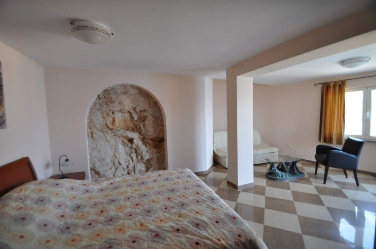 Stara kamnita hi&#353;a, prodaja, Vrbnik, Hrvatska, 80 m2, 1.100.000,00 EUR