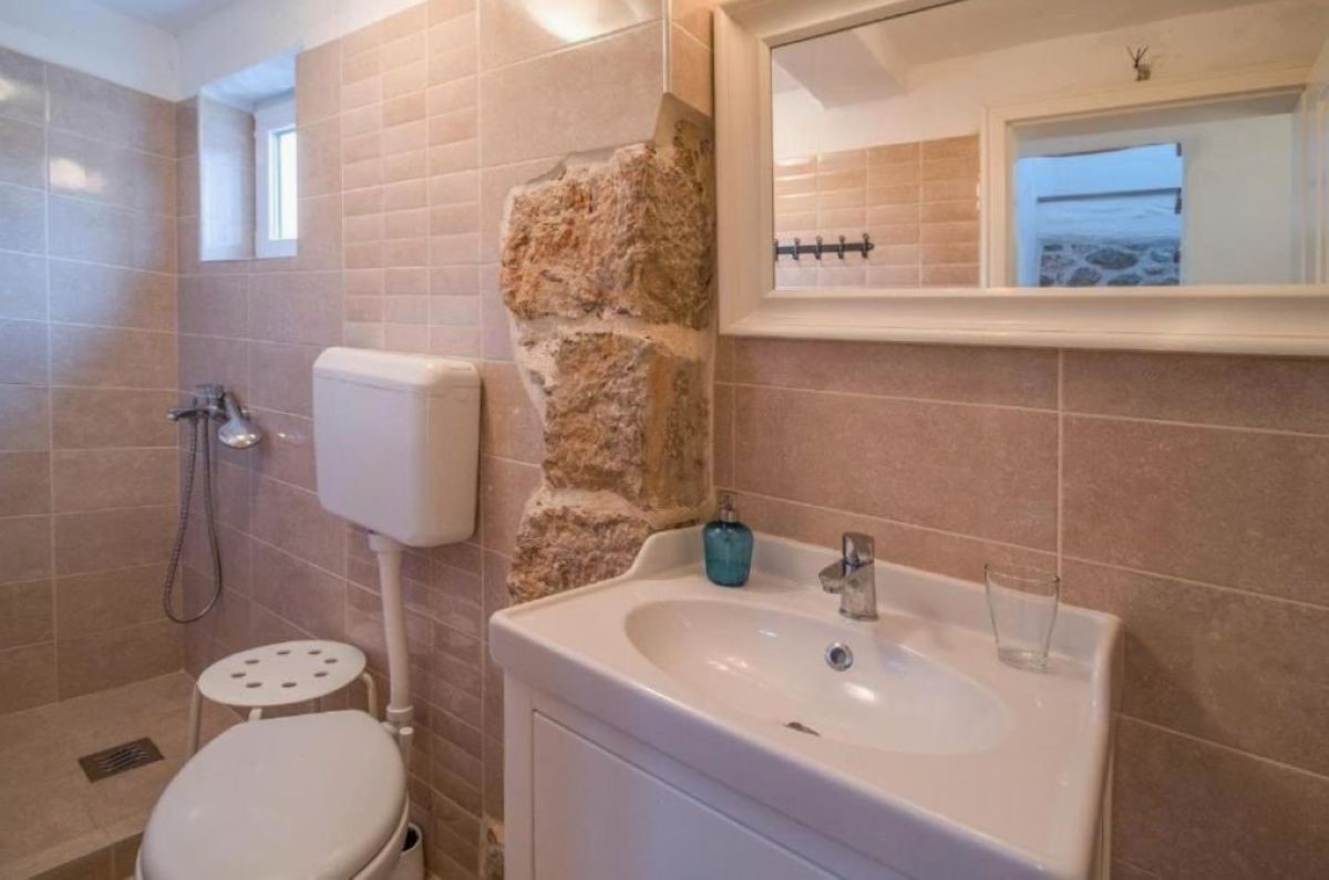 Stara kamnita hi&#353;a, prodaja, Vrbnik, Hrvatska, 180 m2, 430.000,00 EUR