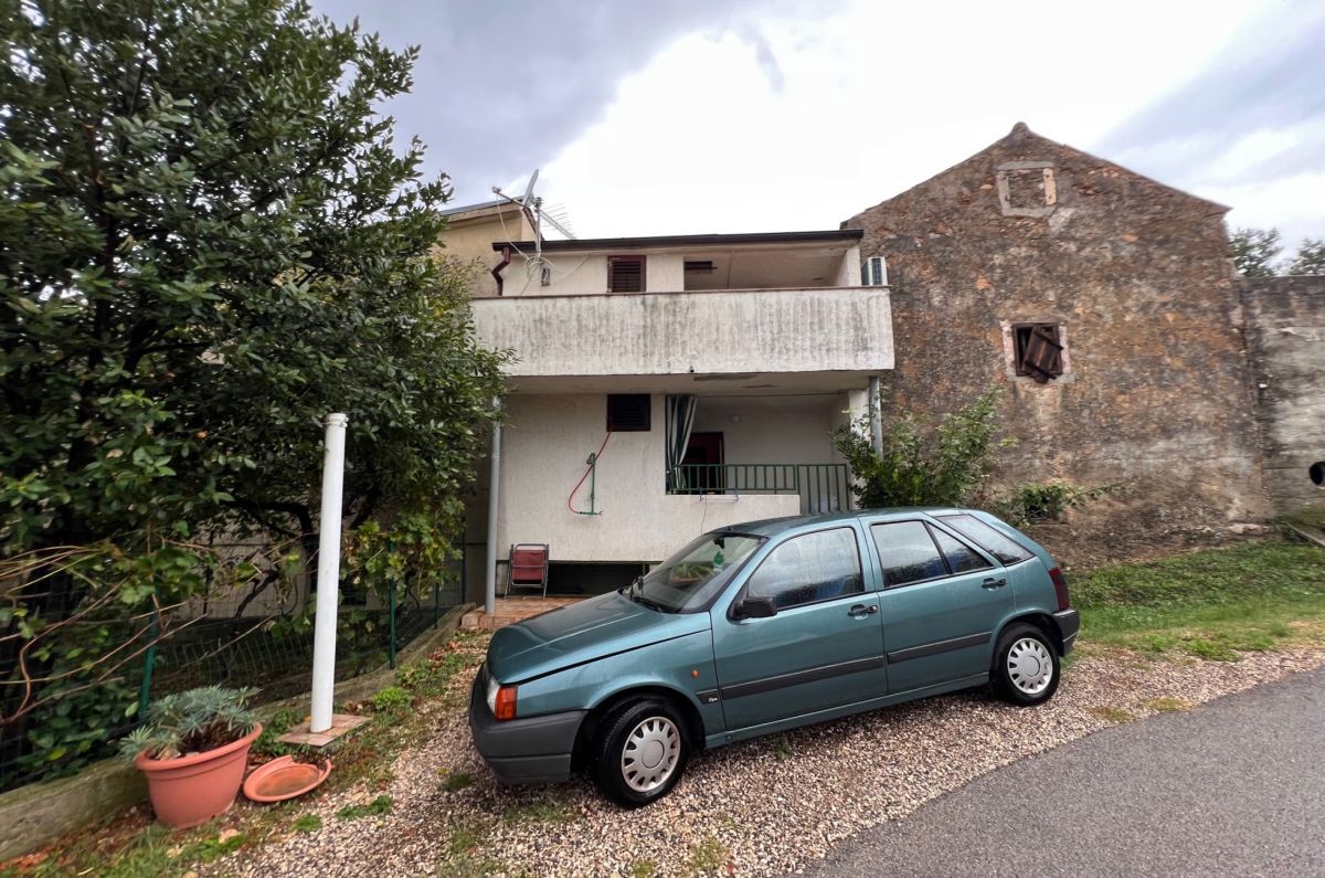 Stara kamnita hi&#353;a, prodaja, Baška, Hrvatska, 240 m2, 240.000,00 EUR