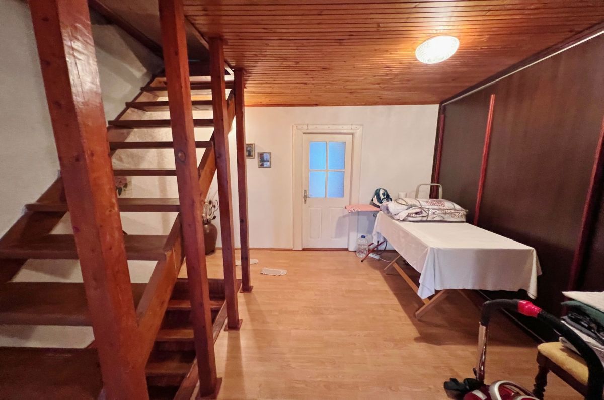 Stara kamnita hi&#353;a, prodaja, Baška, Hrvatska, 240 m2, 240.000,00 EUR