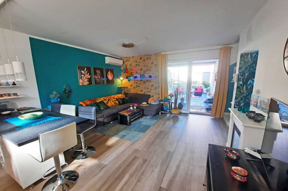 Apartma, prodaja, Njivice, Hrvatska, 63 m2, 375.000,00 EUR