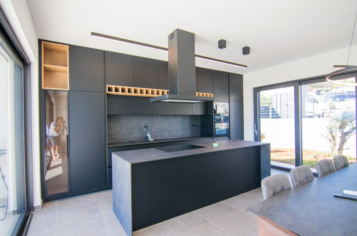 Hi&#353;a, prodaja, Mesto Krk, Hrvatska, 257 m2, 1.500.000,00 EUR