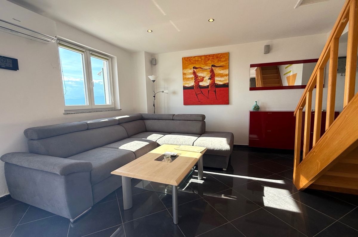 Apartma, prodaja, Omišalj, Hrvatska, 72 m2, 175.000,00 EUR
