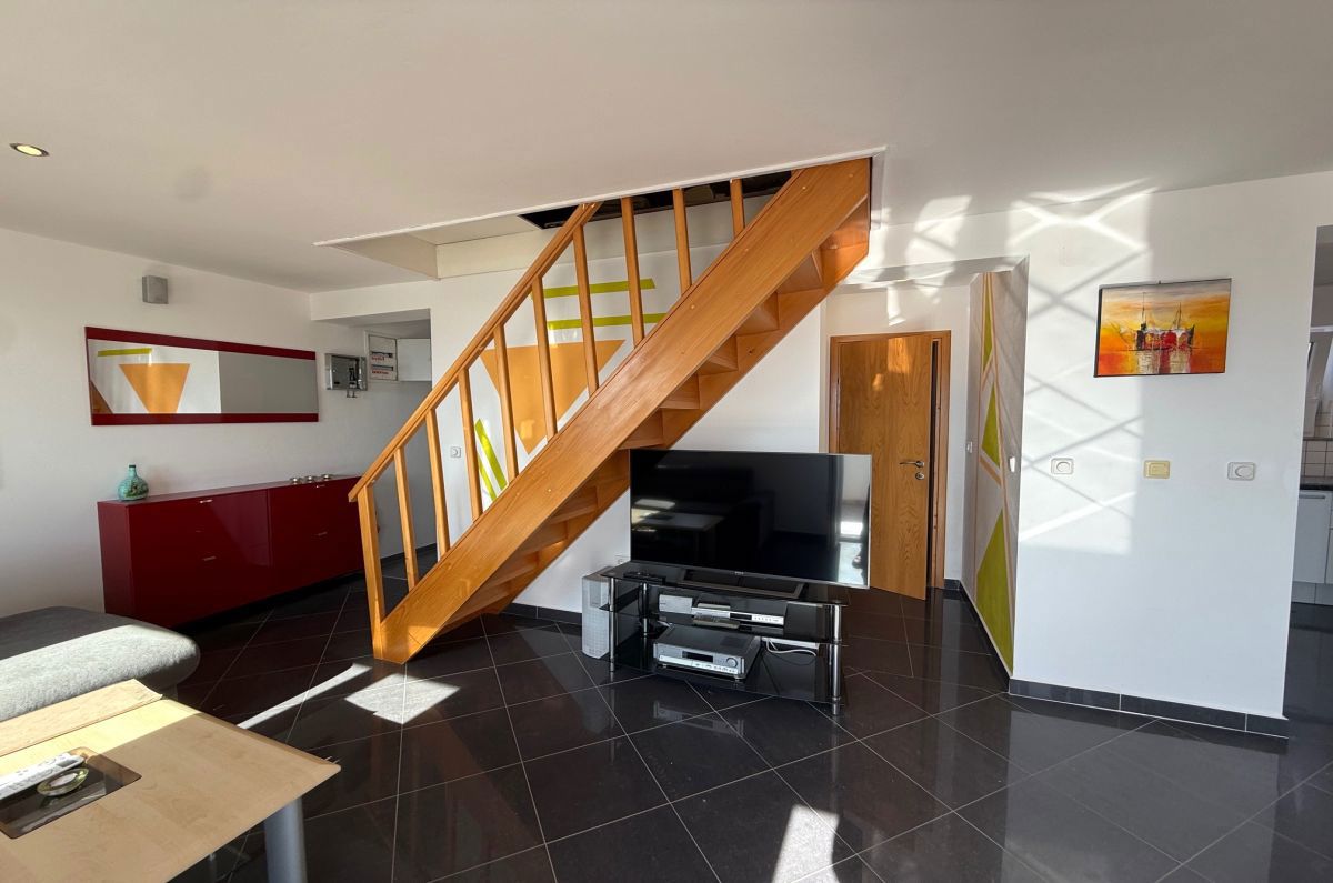 Apartma, prodaja, Omišalj, Hrvatska, 72 m2, 175.000,00 EUR