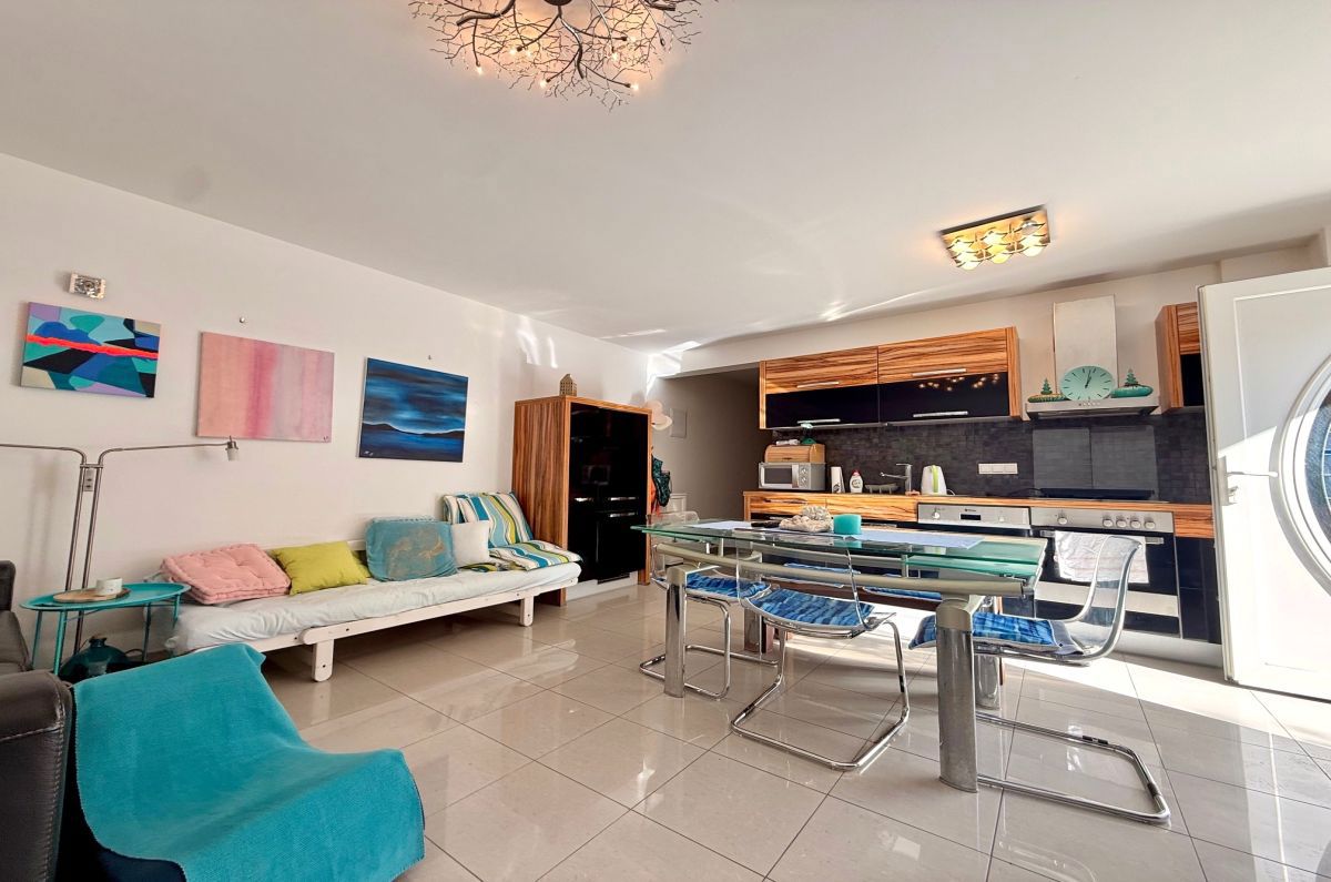 Apartma, prodaja, Malinska, Hrvatska, 52 m2, 279.000,00 EUR