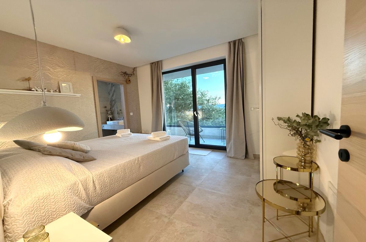 Hiša, prodaja, Mesto Krk, Hrvatska, 176 m2, 995.000,00 EUR