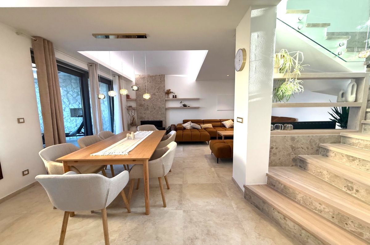 Hiša, prodaja, Mesto Krk, Hrvatska, 176 m2, 995.000,00 EUR