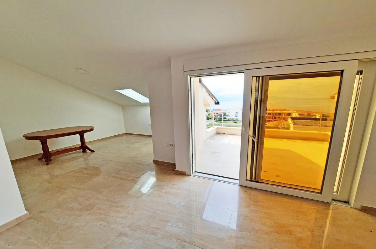 Apartma, prodaja, Njivice, Hrvatska, 67 m2, 320.000,00 EUR