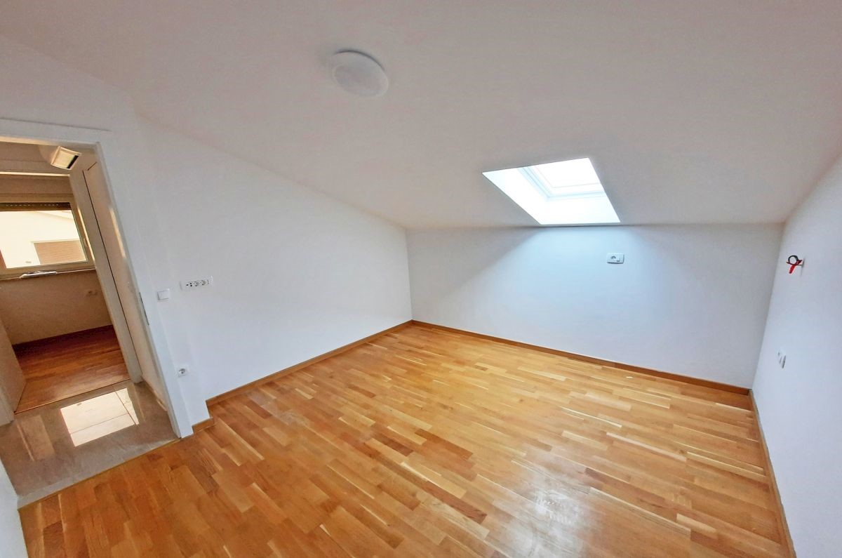 Apartma, prodaja, Njivice, Hrvatska, 67 m2, 320.000,00 EUR