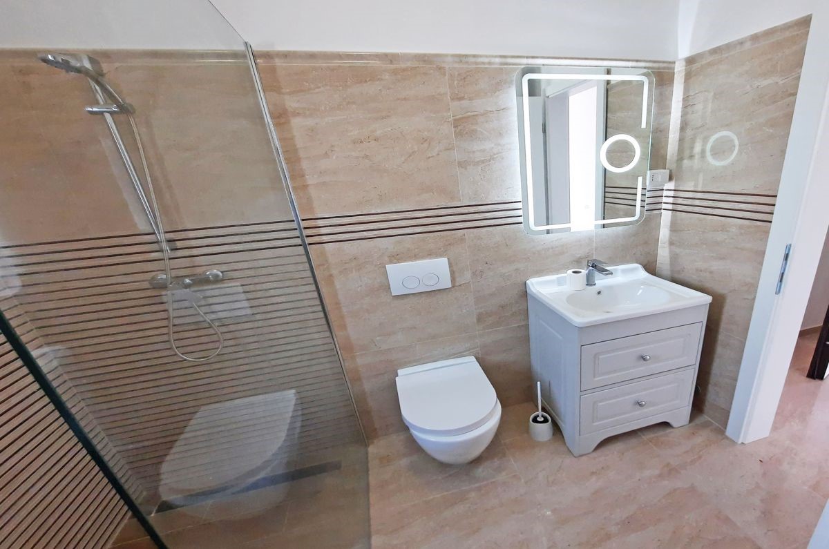 Apartma, prodaja, Njivice, Hrvatska, 67 m2, 320.000,00 EUR