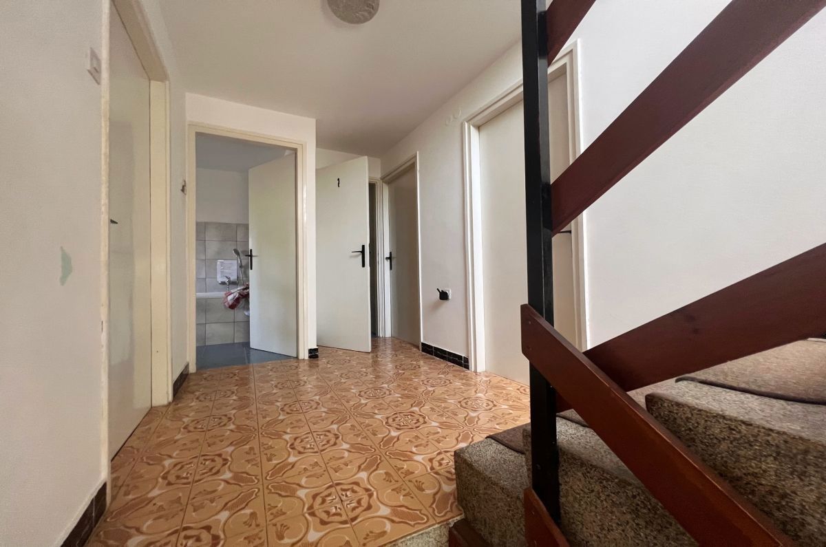 Hi&#353;a, prodaja, Mesto Krk, Hrvatska, 210 m2, 390.000,00 EUR
