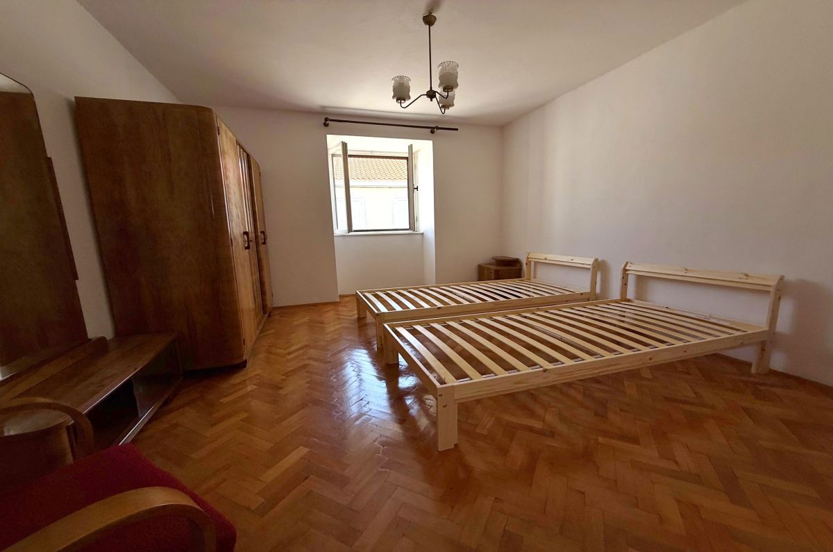 Hi&#353;a, prodaja, Mesto Krk, Hrvatska, 210 m2, 390.000,00 EUR