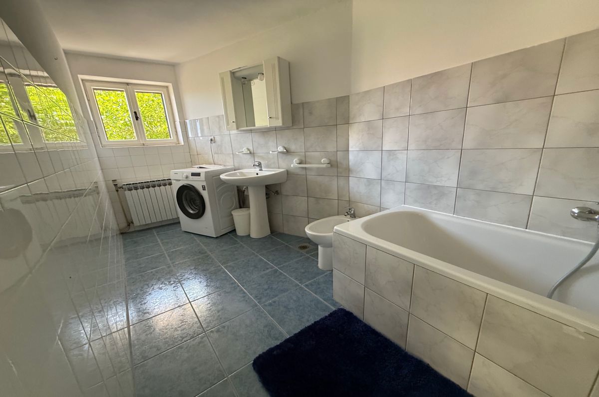 Hi&#353;a, prodaja, Mesto Krk, Hrvatska, 210 m2, 390.000,00 EUR
