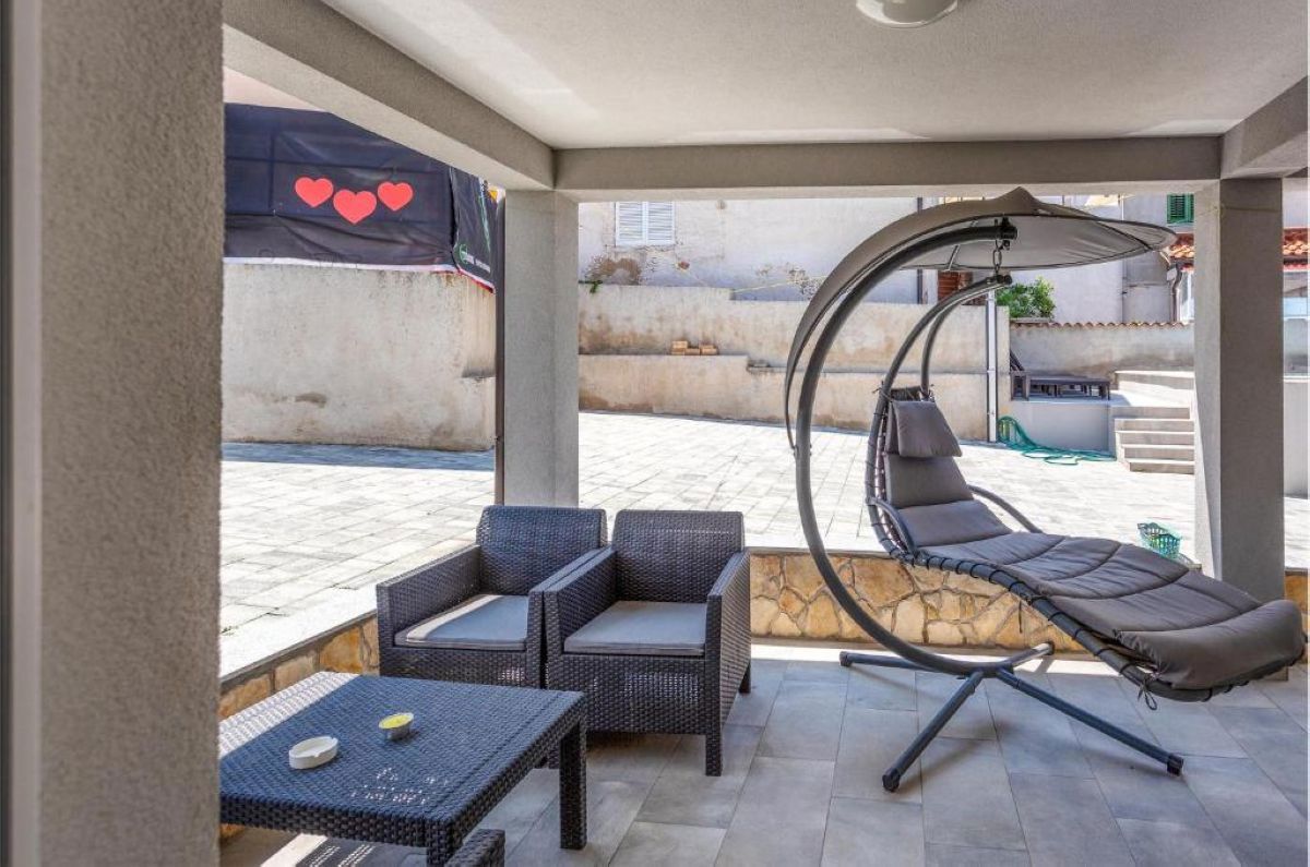 Hi&#353;a, prodaja, Dobrinj, Hrvatska, 170 m2, 450.000,00 EUR