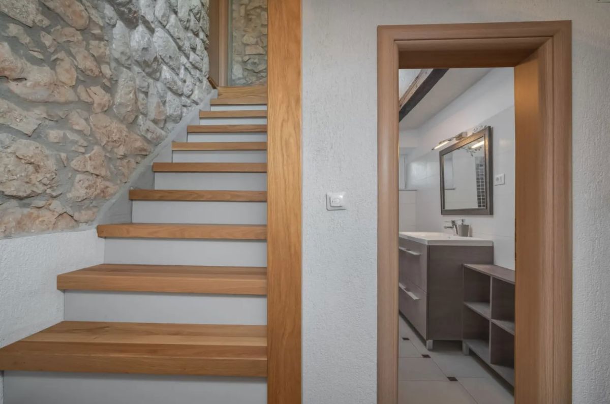 Hi&#353;a, prodaja, Dobrinj, Hrvatska, 169 m2, 339.000,00 EUR