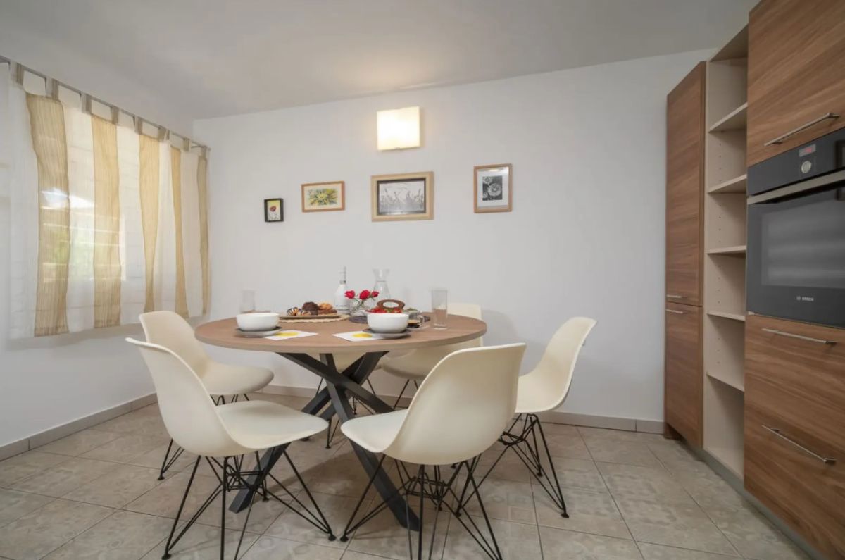 Hi&#353;a, prodaja, Dobrinj, Hrvatska, 169 m2, 339.000,00 EUR