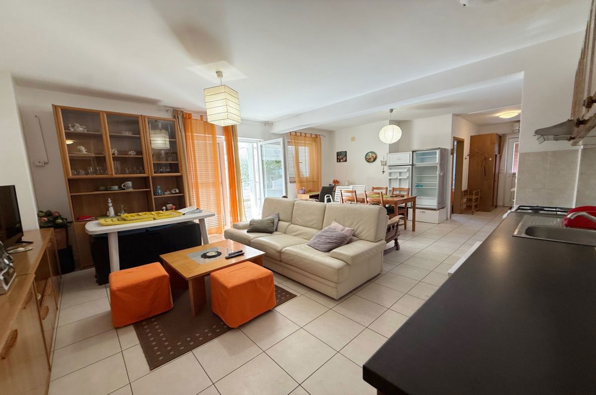 Apartma, prodaja, Mesto Krk, Hrvatska, 61 m2, 265.000,00 EUR