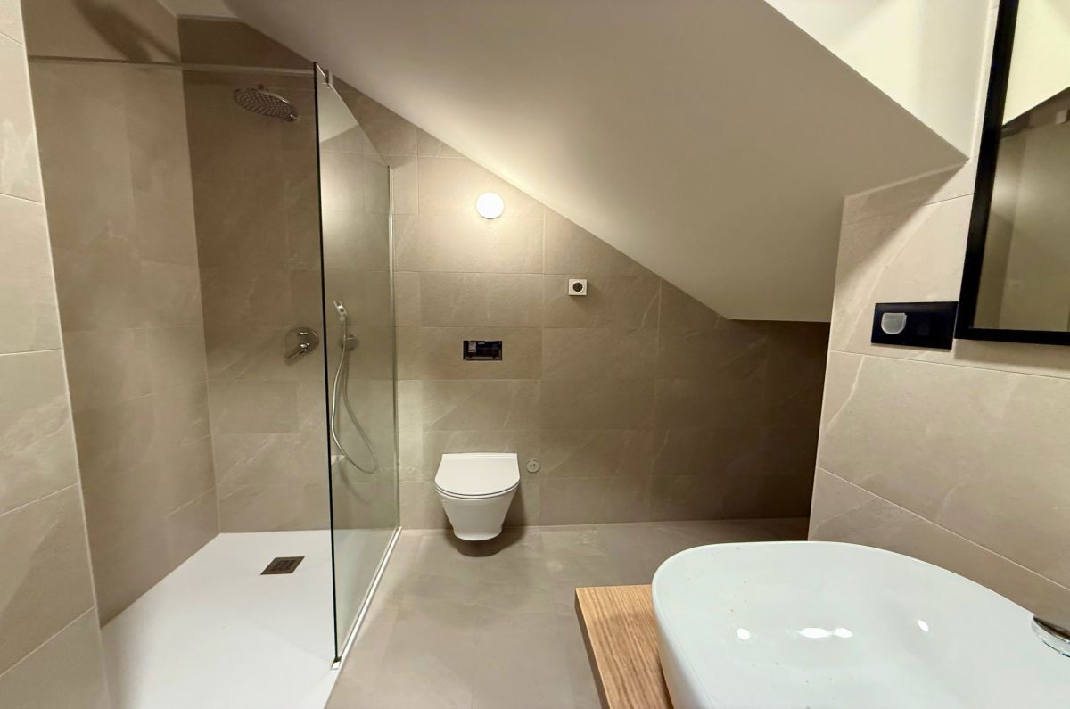 Apartma, prodaja, Omišalj, Hrvatska, 120 m2, 245.000,00 EUR