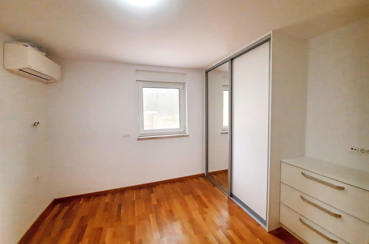 Apartma, prodaja, Njivice, Hrvatska, 73 m2, 335.000,00 EUR