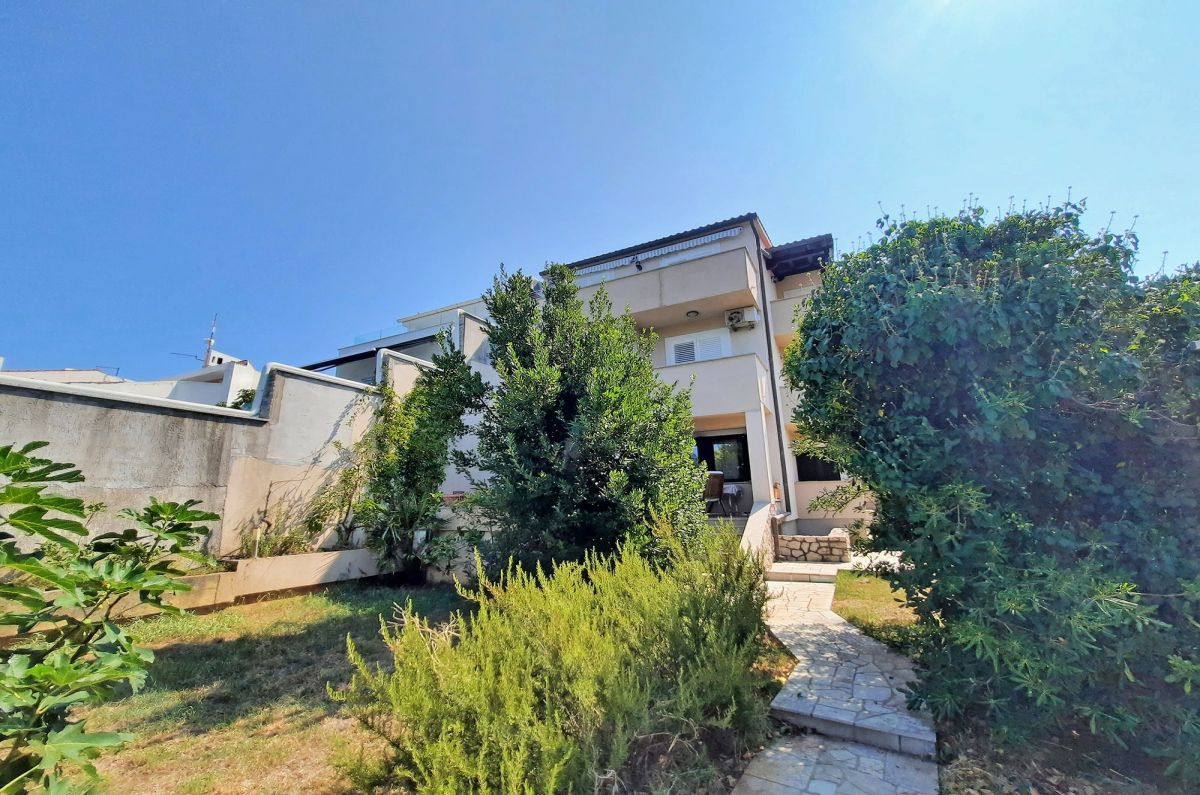 Hi&#353;a, prodaja, Punat, Hrvatska, 210 m2, 950.000,00 EUR