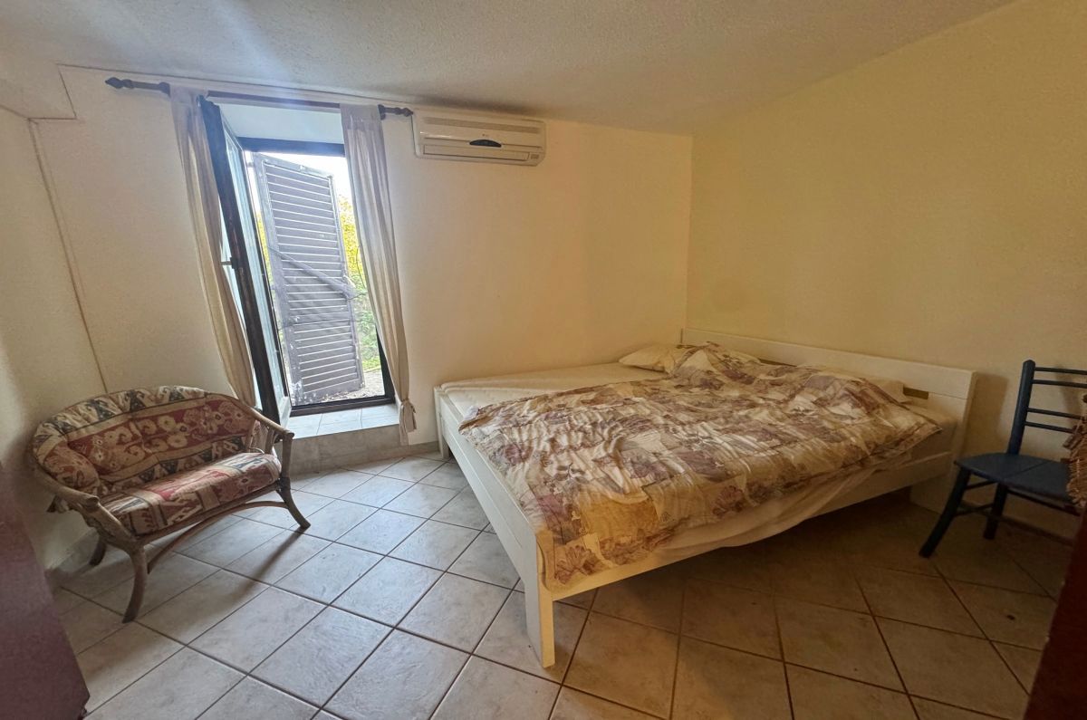 Stara kamnita hi&#353;a, prodaja, Mesto Krk, Hrvatska, 130 m2, 299.000,00 EUR