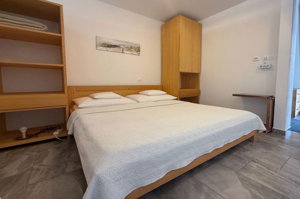 Apartma, prodaja, Omišalj, Hrvatska, 32 m2, 132.000,00 EUR