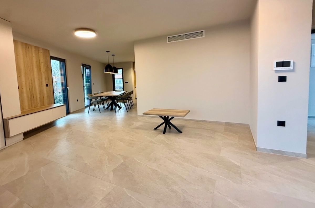 Apartma, prodaja, Omišalj, Hrvatska, 168 m2, 485.000,00 EUR