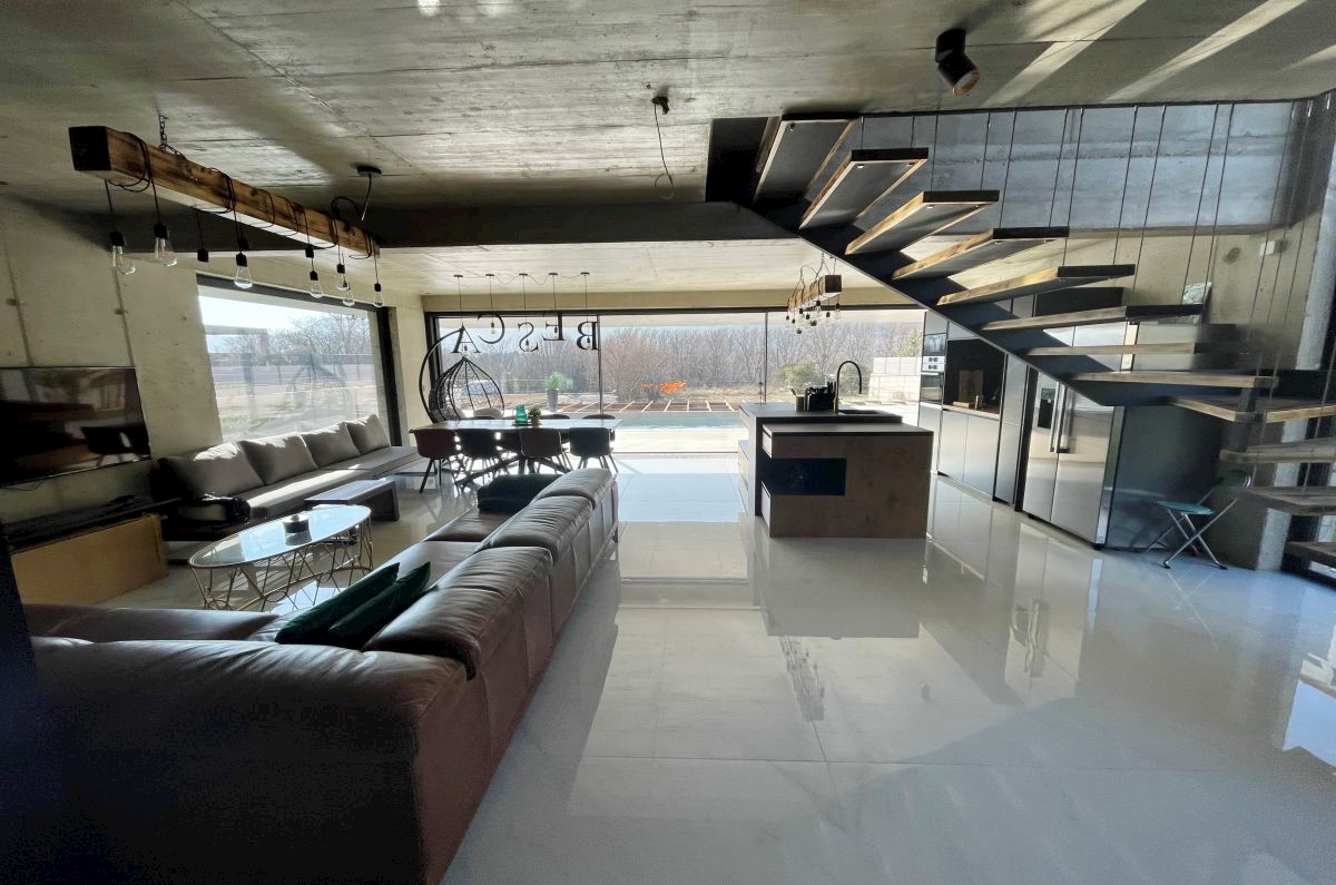 Hi&#353;a, prodaja, Baška, Hrvatska, 249 m2, 2.000.000,00 EUR